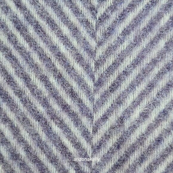 NWT Moon Merino Wool Herringbone Throw Blanket Purple Clover - Picture 10 of 15